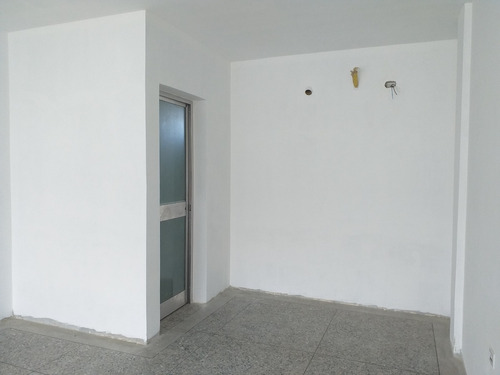 Imagen 4 de 7 de Local Nuevo En Centro Empresarial En Coro. 0414-5725250 Cod 22-18455