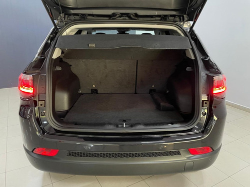 Jeep Compass LONG. T270 1.3 TB 4x2 Flex Aut.