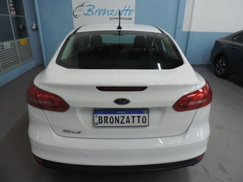 Imagem 10 de 15 de Ford Focus Sedan Fastback 2.0