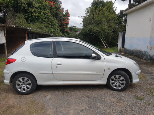 Imagem 5 de 6 de Pegeout 206 1.4 Flex Cor Branca