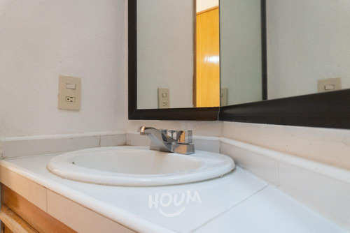 Casa En Locaxco, Cuajimalpa De Morelos Con 3 Recámaras, 189 M², Id: 141765
