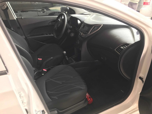 Imagem 9 de 15 de Hyundai Hb20 2015 1.0 Comfort Flex 5p