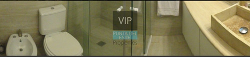 Casa En Punta Del Este, Golf | Vip Punta Del Este Propiedades Ref:32- Ref: 32