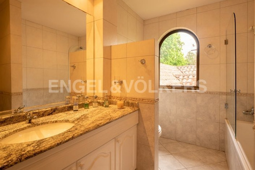 Imagen 13 de 16 de Las Brisas , Elegante Casa Con Espectac