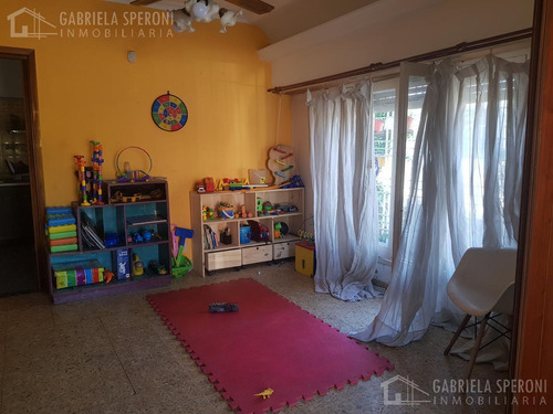 Imagen 4 de 21 de Casa Con Amplia Terraza Y Garage