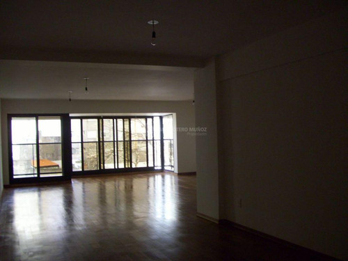 Apartamento 3 Dormitorios Con Vista Al Campo Golf