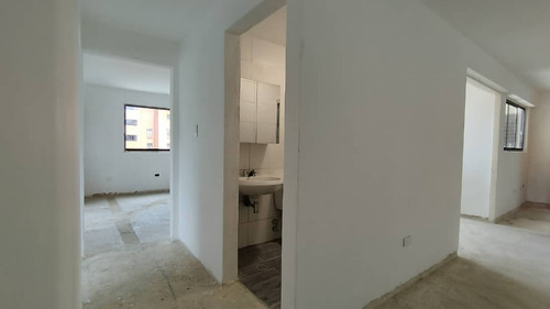 Rp- Apartamento En Venta, Obra Blanca. Valles De Camoruco, Valencia, Carabobo.