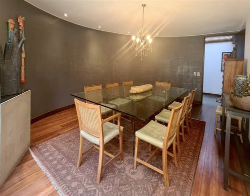 Casa En Venta De 4 Dorm. En Vitacura