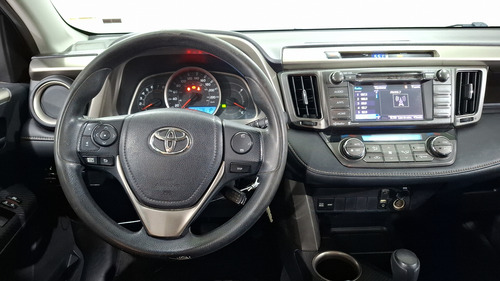 Toyota RAV4 2.5 XLE AWD AT