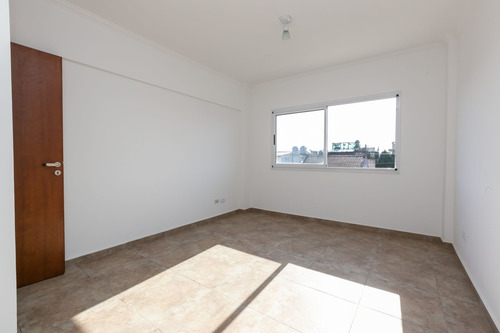 Imagen 6 de 30 de Venta Departamento 2 Amb A Estrenar. Permuta