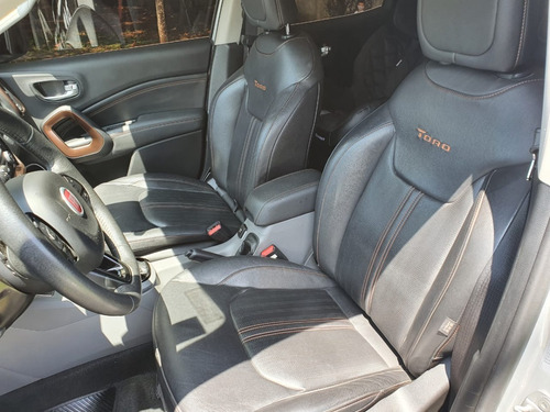 Imagem 12 de 13 de Fiat Toro Volcano