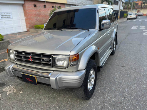 Imagen 9 de 17 de Mitsubishi Montero 2006 3.0 V43 Wagon