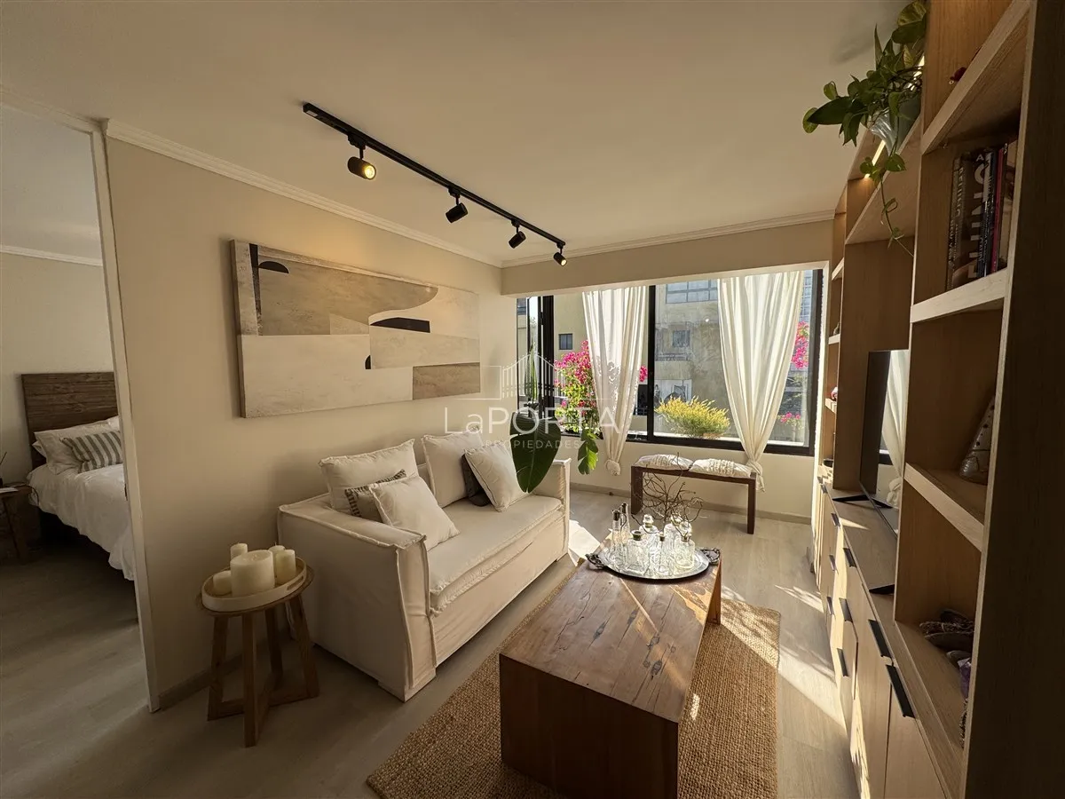 Imagen 1 de 9 de Precioso Depto Remodelado / Pocuro / Opción Amoblado