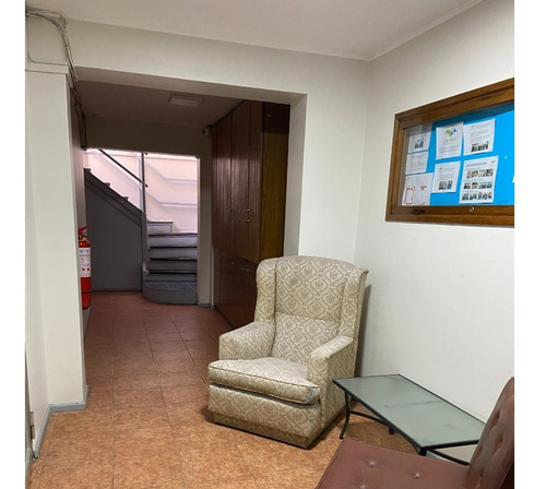 Imagen 3 de 16 de Estupenda Casa Para Uso Comercial En Talcahuano