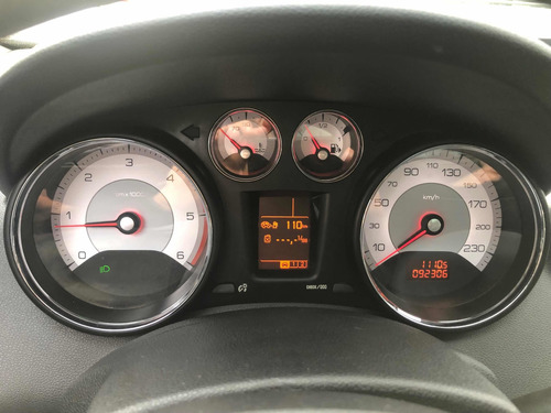 Imagen 9 de 11 de Peugeot 308 2013 1.6 Feline Hdi 115cv