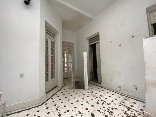 Petit Hotel En Palermo Viejo En Venta - Palacio Estilo Francés, Propiedad Única