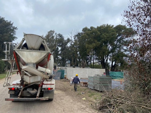 Plateas De Hormigon Alisadas O Llaneadas Con Helicóptero
