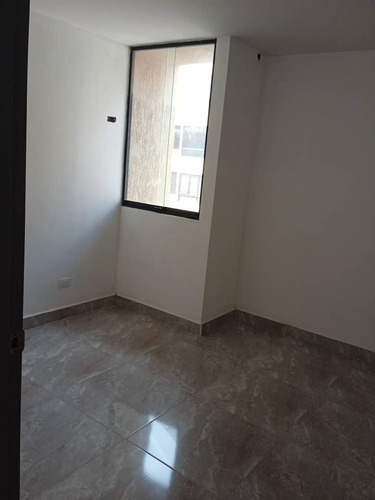 Para Invertir En Venta Apto. En Obra Blanca, San Diego Conjunto Valle Topacio / Emer