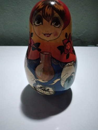 Antigua Mamushka Rusa Pintada Mano Con Soneria Y Vaiven
