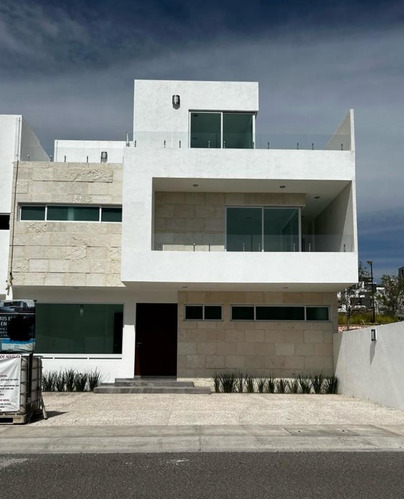 Casa En Condominio En Venta En Lomas De Juriquilla, Querétaro, Querétaro
