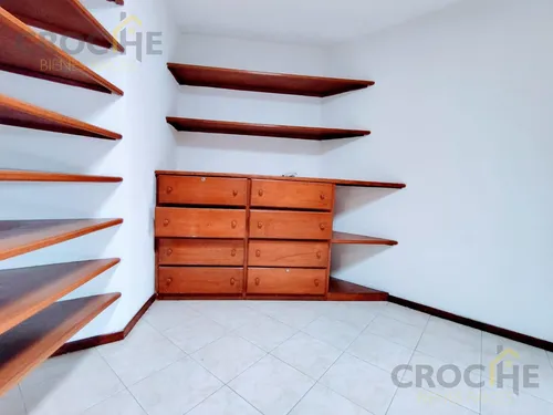 Casa En Venta En Jardines De Las Animas