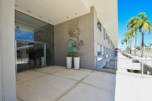 Imagen 16 de 27 de Gala Puerto En Venta, Destacado! Apartamento De 1 Dormitorio + 2 Baños. Oportunidad!- Ref: 7996
