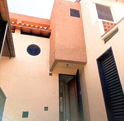 Imagen 1 de 18 de Carlos Vasquez Re/max Townhouse En Venta Oportunidad Tazajal Naguanagua Cod: 11245 0424-4469690