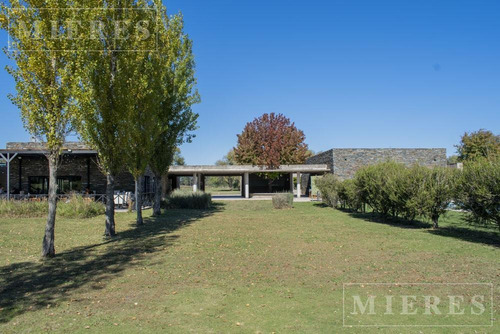 Imagen 6 de 8 de Lote En Venta En Área 11 En San Sebastián, Interno