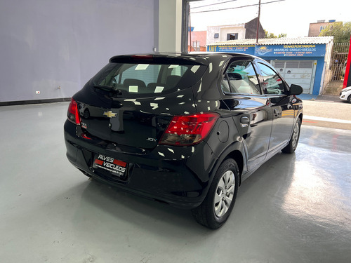 Chevrolet Onix ONIX HATCH JOY 1.0 8V FLEX 5P MEC.