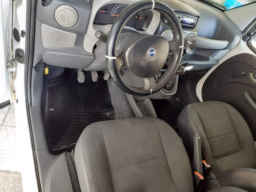 Fiat Doblo 2013 1.4 Attractive Flex 5p