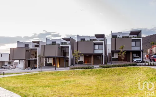 Venta Casa 3 Ambientes Nuevo Refugio