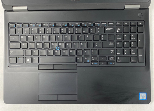 Dell Latitude 5570 Core I3 6ta 15p 8 Ram 250 Ssd Ofertonon Negro (Reacondicionado)