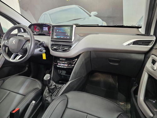 Peugeot 208 1.2 Allure 12v Flex 4p Manual
