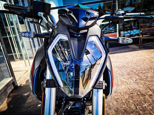 Benelli 180s Color Negro - Benelli Store Pilar