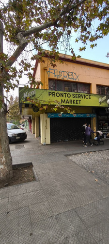 Excelente Local En Vicuña Mackenna Esquina Marín
