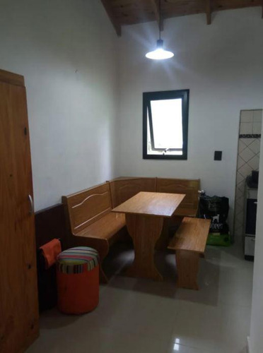 Casa En Venta - 2 Dormitorios 1 Baño - 1,000 Mts2 - El Rodeo, Abasto, La Plata