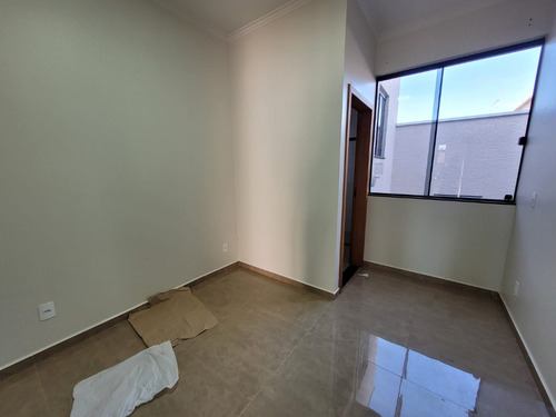 Casa Com Laje 2 Suítes