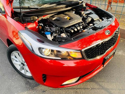 Imagen 14 de 15 de Kia Forte 2.0 Lx Mt 2018