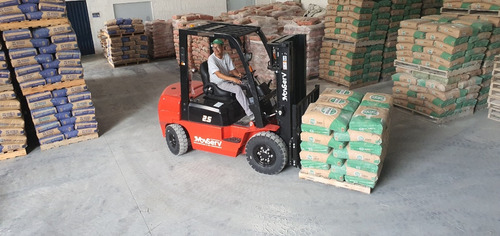 Baixamos O Preço! Empilhadiera Hangcha Triplex De 4,5m