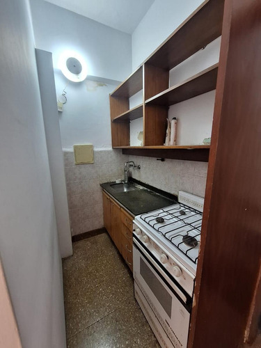 Departamento 2 Dorm - Emilio Olmos Al 200 - B° Centro