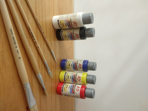 Imagen 4 de 7 de Kit Artistico Pintura Acrilicos Bastidores Valija Madera C16