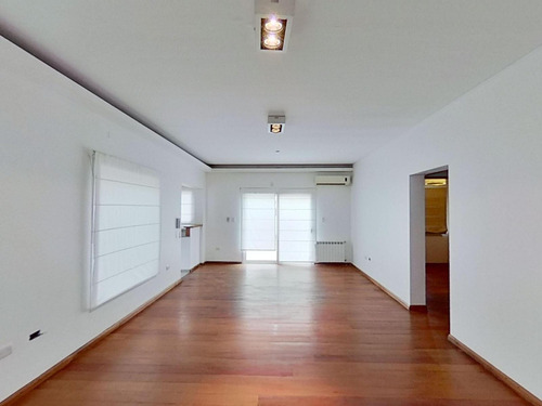 Casa De 2 Dormitorios En Manuel B Gonnet
