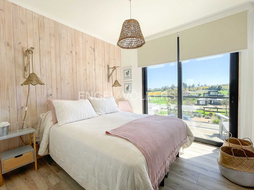 Moderna E Impecable Casa En Polo Maitencillo