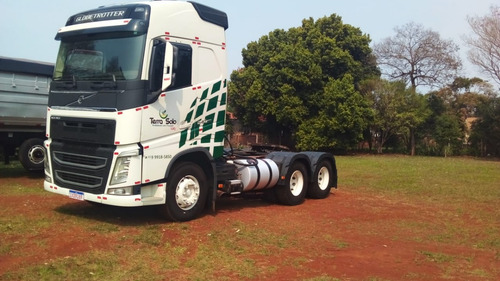 Imagem 2 de 9 de Volvo Fh540 6x4