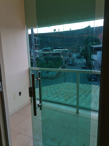 Apartamento,2 Quartos,sala ,cozinha , Terraço E Garagem