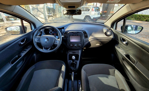 Imagen 9 de 14 de Renault Captur Life 1.6 2018 65.000km Fcio T/usado Oport.