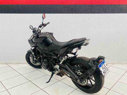 Imagem 7 de 10 de Yamaha Mt-09