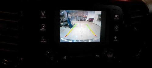 Imagem 10 de 14 de Fiat Toro 1.8 16v Evo Flex Freedom At6 2019