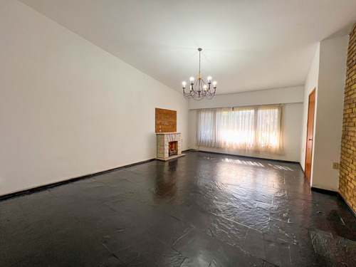 Venta Casa 3 Dormitorios Carrasco Sur