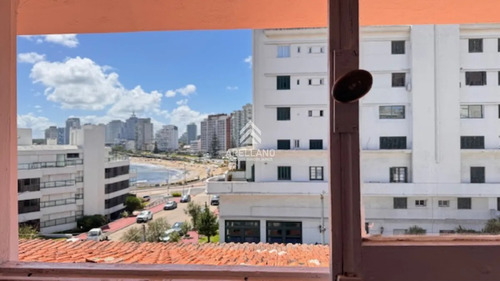 Casa A Pasos De La Rambla Mansa - Apta Para Hostel Y Gastronomía.